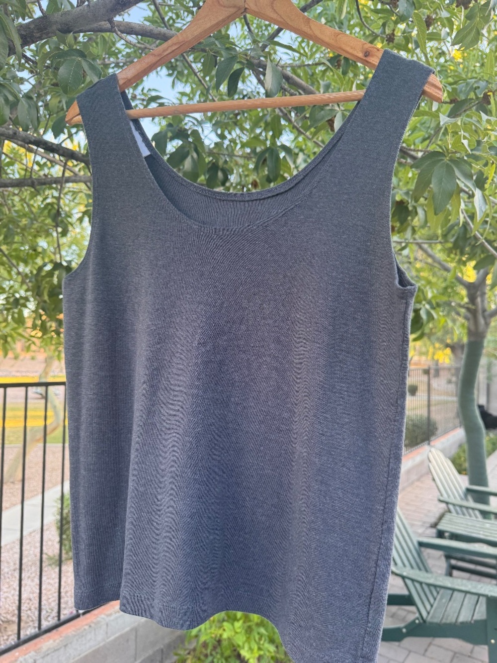 BRYN WALKER GRAY TENCEL/COTTON SLEEVELESS TANK SIZE XL NWOT